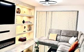 Deluxe Spacious King Size Room